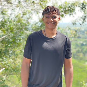 Meet your Posher, Elvin